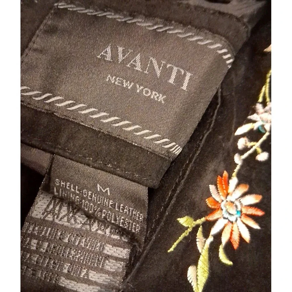 Vtg Avanti Women's Black Suede Embroidered Birds Flowers Snap Closure Size M - Picture 5 of 6
